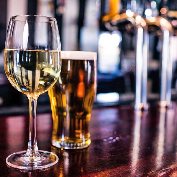 Tour & Tastings in Galena Jail Hill Inn