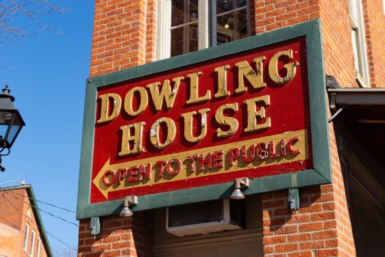 PHoto of the sign leading to the Dowling House in Galena. Editorial credit: Eddie J. Rodriquez / Shutterstock.com